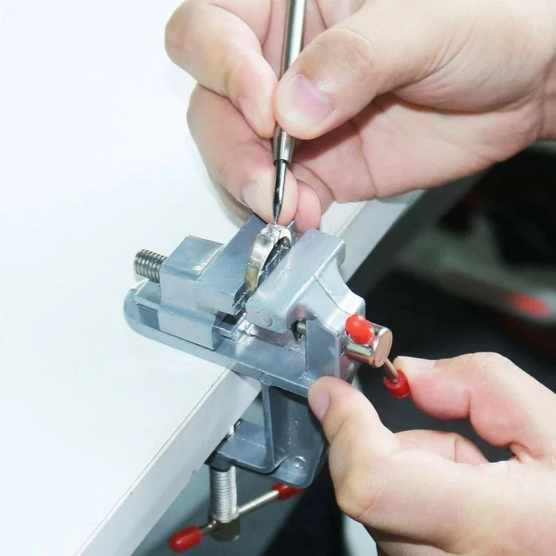 Mini Bench Vise Table Clamp Sc - đánh giá và giá Diy Electronics Workbench